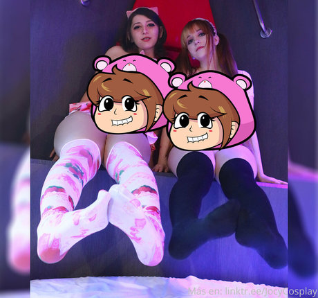 スキニーモデルオンリーファンズ 無料セックス 画像