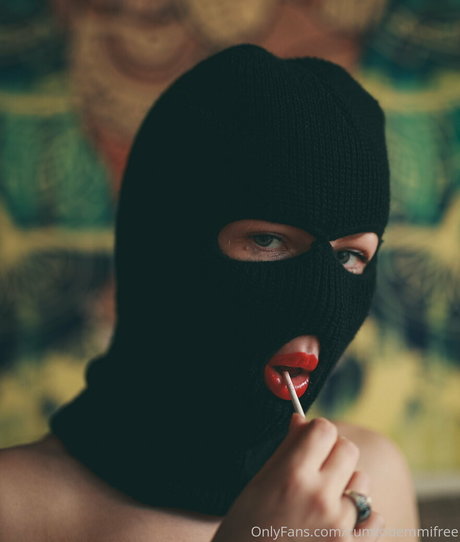 cumtodemmifree セックス女優 写真