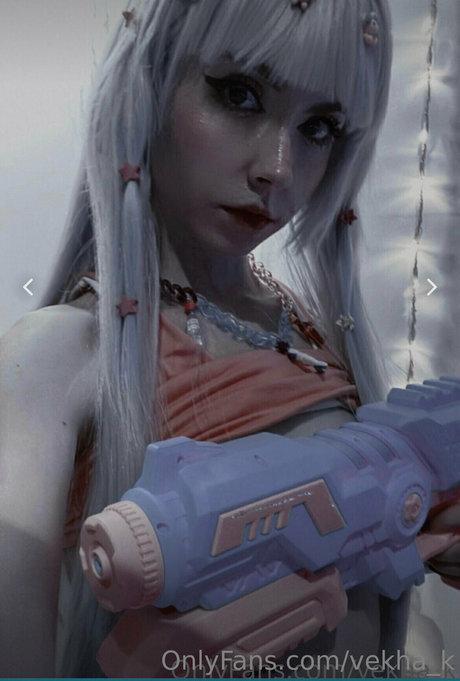 太ったお母さんオンリーファンズ アートポルノ 画像