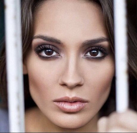 Francesca Manzini 美しいモデル 画像