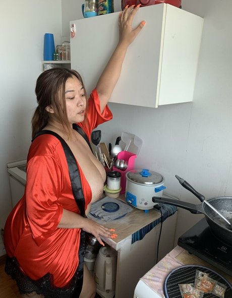 babilon1992 エロティックなスター 画像