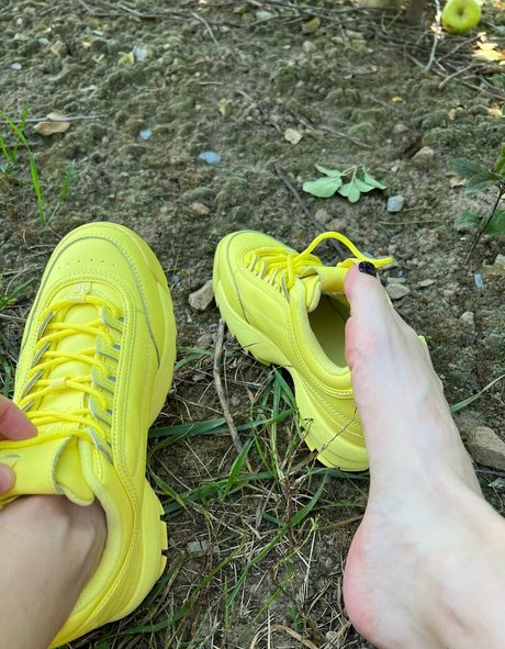 jewelsfeetandtoes エロティック女優 画像