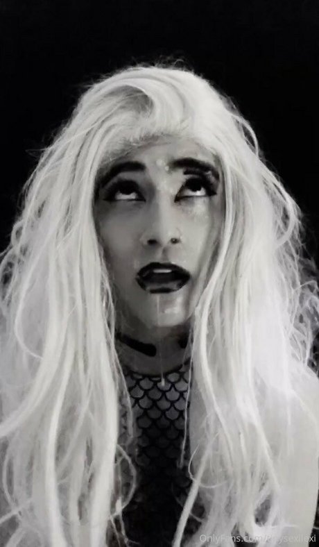 成熟したラテン系オンリーファンズ ホットヌード アーカイブ