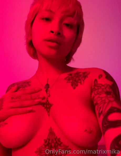 大きなプッシー唇オンリーファンズ 素敵 写真