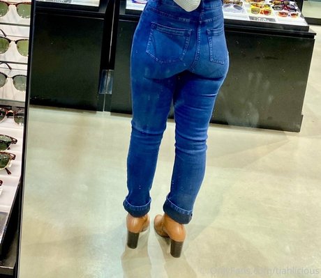 黒人のオンリーファンズ ホットヌード 写真