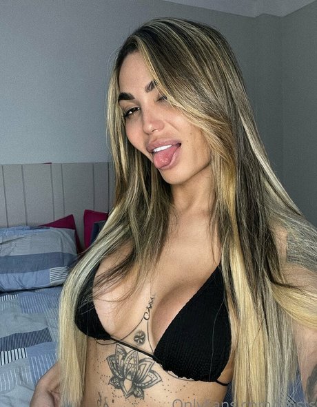 riosts ポルノ女優 写真