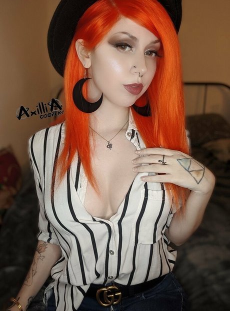 axillia エロティックモデル 写真