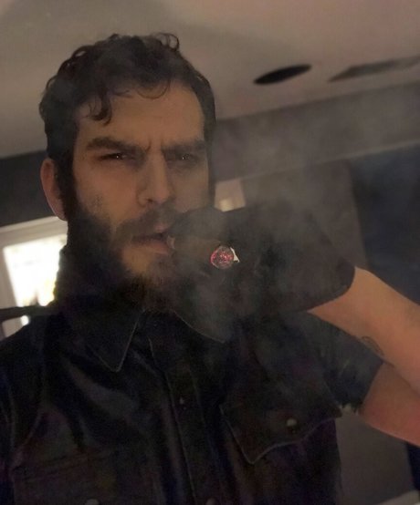 後背位オンリーファンズ 無料 画像