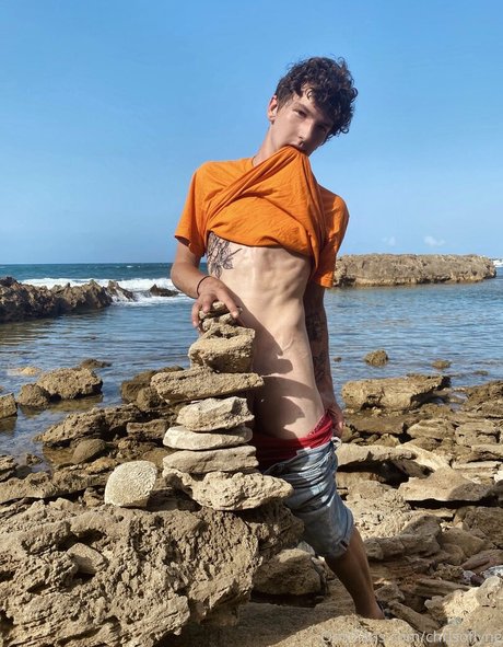 ニューハーフの乗馬オンリーファンズ 美しいxxx 画像