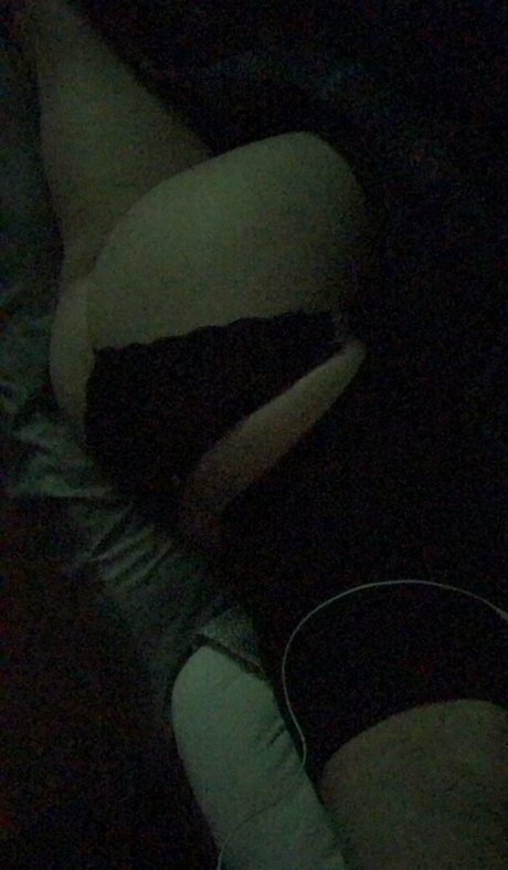 2人のオンリーファンズ アート裸 画像