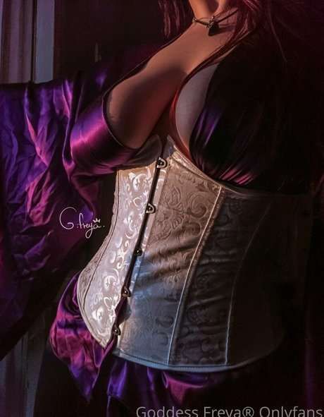 足 マンコ オンリーファンズ 美しいポルノ 写真