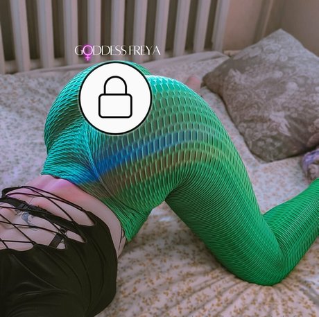 義母オンリーファンズ セックス 画像