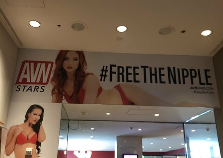 足フェチオンリーファンズ 裸 写真