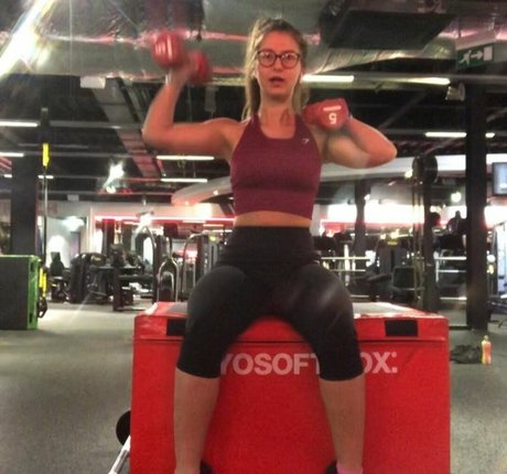 MyProtein ポルノスター セックス 写真