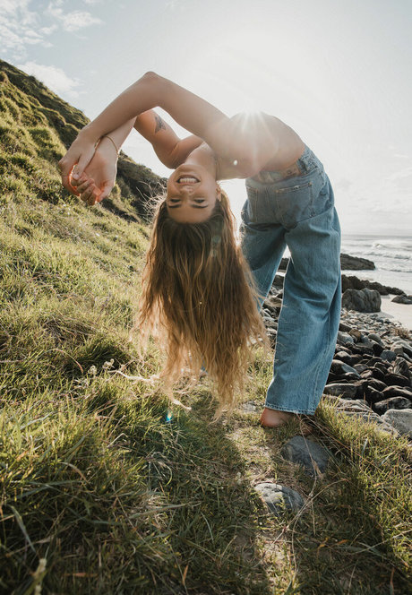 Sjana Elise Earp セクシーモデル 写真