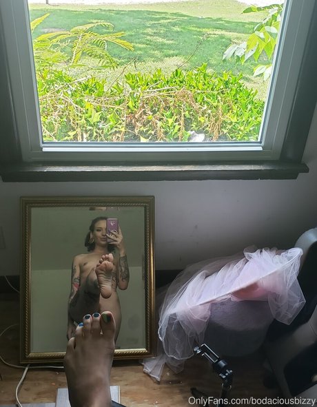 かわいいアナルオンリーファンズ アート裸 写真