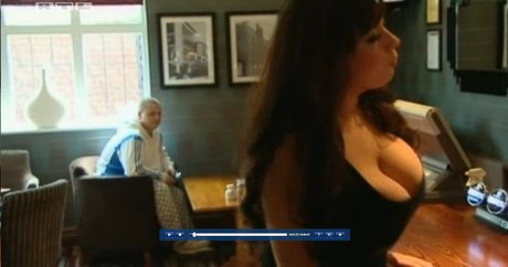 黒人女性のオンリーファンズ ホットポルノ 画像