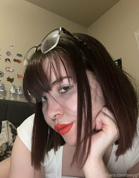 乳首オーガズム オンリーファンズ 美しい裸 アーカイブ