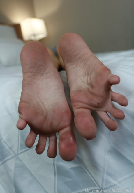 巨尻熟女オンリーファンズ 裸 画像