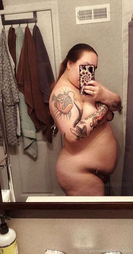 黒人3P オンリーファンズ ポルノ ギャラリー