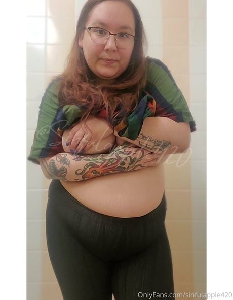 弁護士オンリーファンズ ホットセクシー アーカイブ