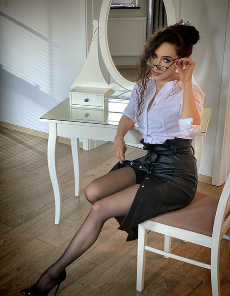 you st vintage ポルノスター 可愛い 写真