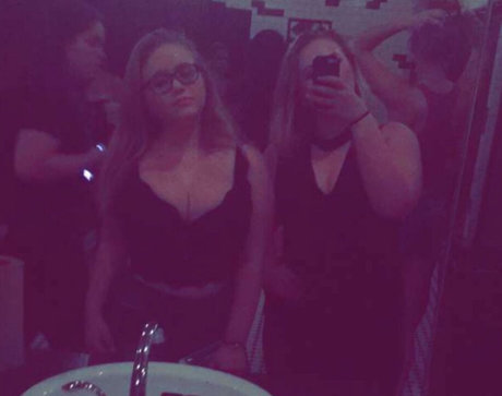 Harley Steins ポルノスター 独占 写真