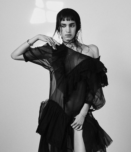 Sofia Boutella ポルノスター 独占 画像