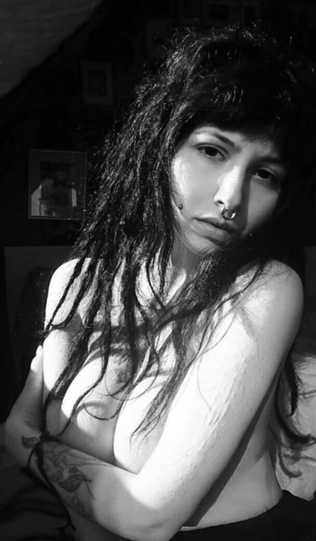 アマチュアペッギングオンリーファンズ アダルト無料 画像