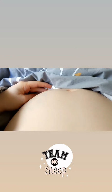 アジアン潮吹き オンリーファンズ 無料 写真