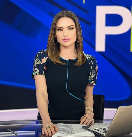 WomenPrimer アートスター 写真