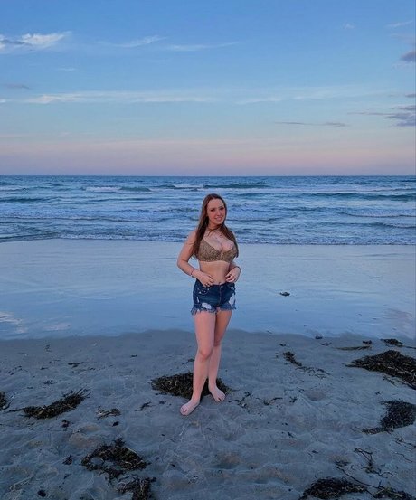 maeganrayy 最高のスター 画像