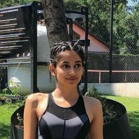 Banita Sandhu 最高のモデル ギャラリー