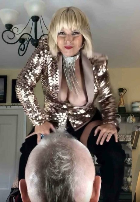 モデルファックオンリーファンズ トップ アーカイブ