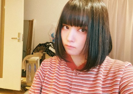 Schizoidcyan エロティックなスター アーカイブ