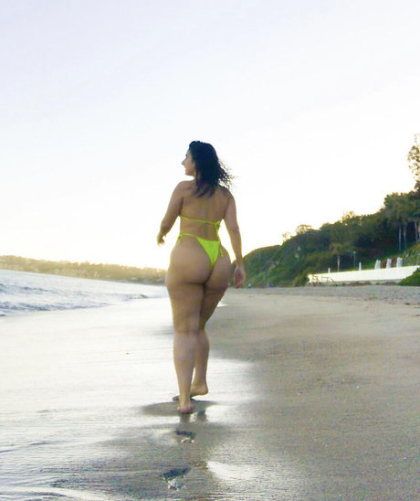 annastayzia HDポルノスター 画像