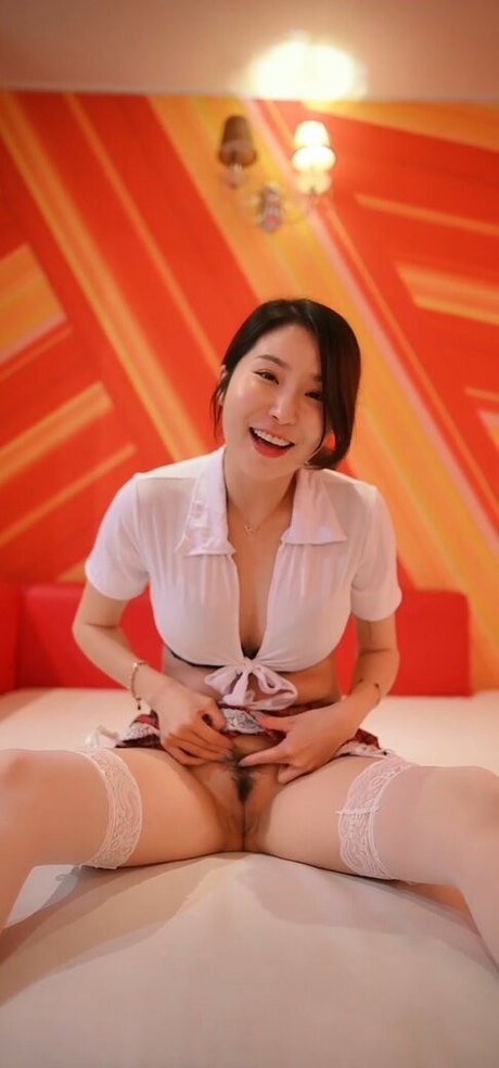 jena sis ポルノスター HD 写真