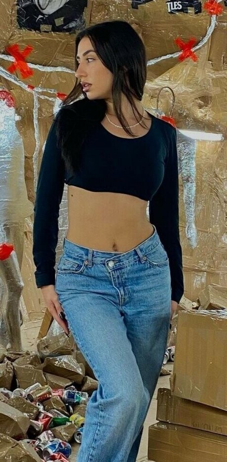 Nabalba ポルノスター ギャラリー