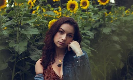 Sydney Meyer 美しいスター ギャラリー