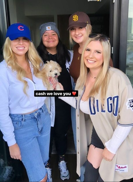 Olivia Haigh トップスター 写真