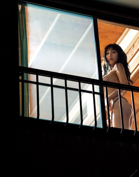 JOI オンリーファンズ ホット ギャラリー