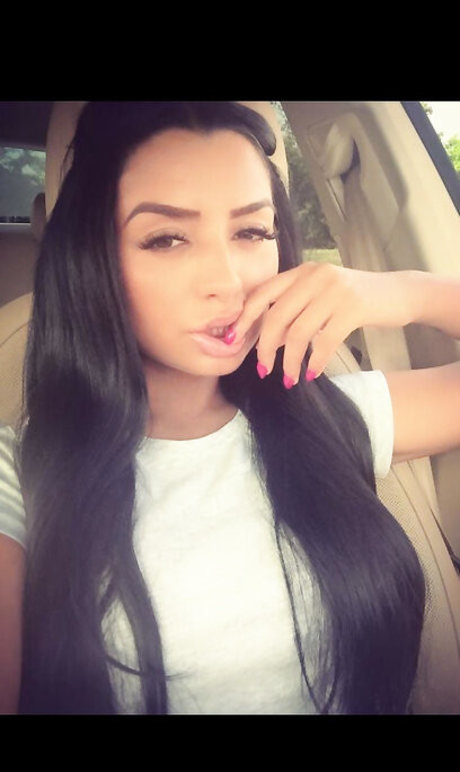 Nicolebella 独占ポルノスター 写真