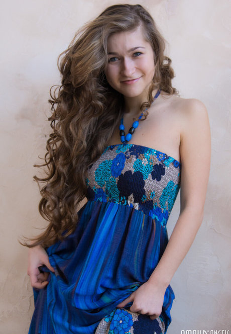 Ailona 完璧なモデル 画像