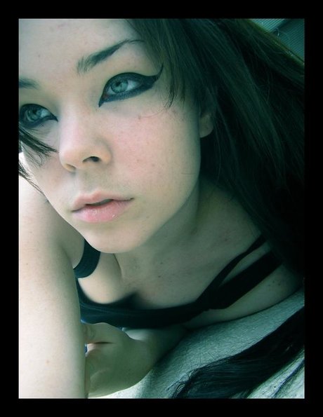 Suzy Berhow エロティックなスター アーカイブ