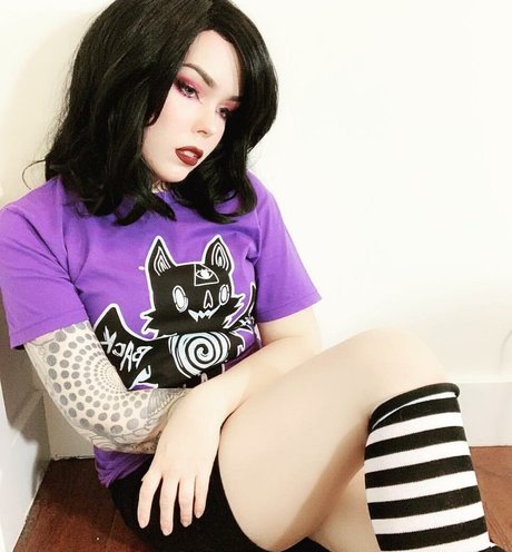 Suzy Berhow セックススター 画像