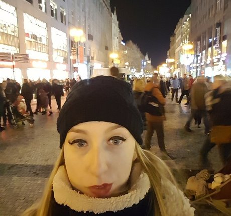 2人のオンリーファンズ HD 写真