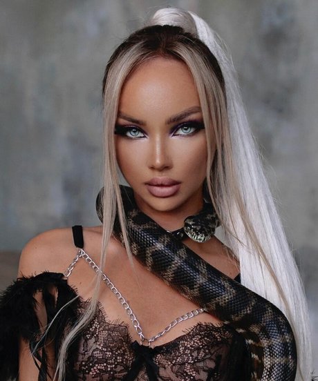 陸軍の熟女オンリーファンズ アダルト 写真