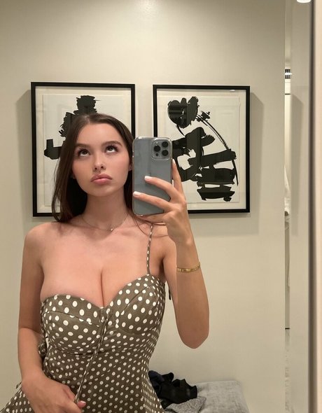 Sophie M 高品質スター ギャラリー