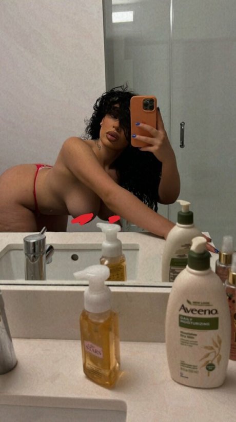 Azula1pr 美しいポルノスター 写真