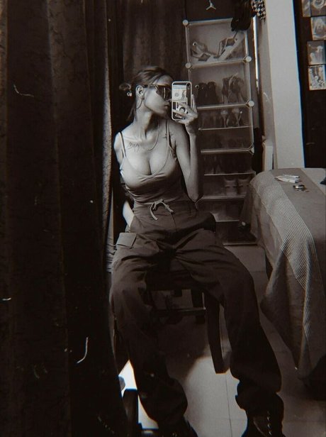 Akansha Laida かわいいスター 写真